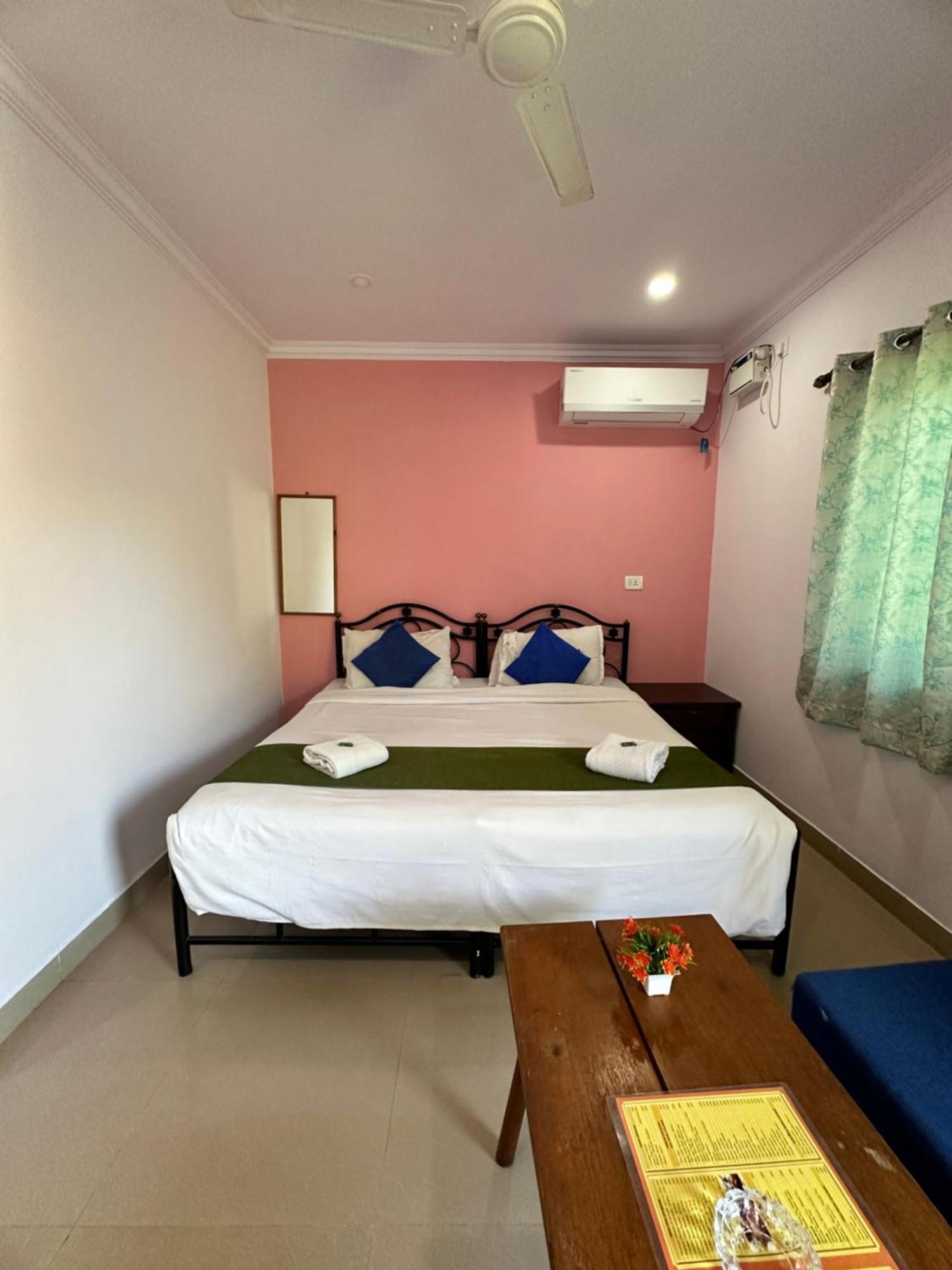 Casa Somanjo Inn Calangute Dış mekan fotoğraf